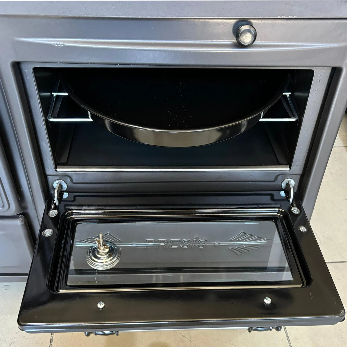 Black Cast Iron Burning Fireplace Wood Stove - CastingFire